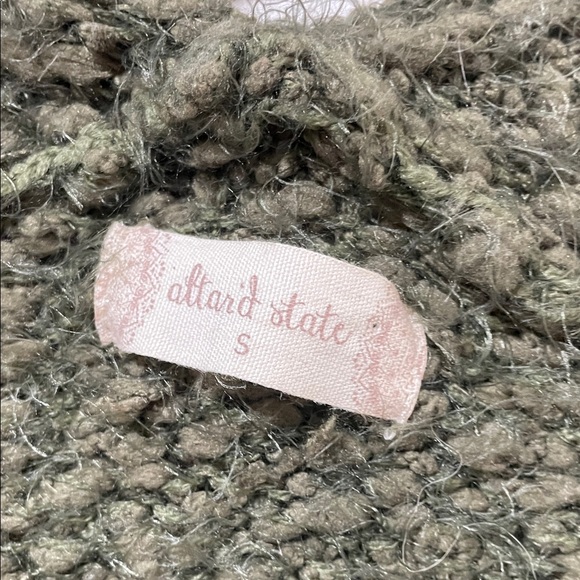 Altar'd State Forest Moss Fuzzy Green Cardigan the grinch vibe christmas - Picture 3 of 14